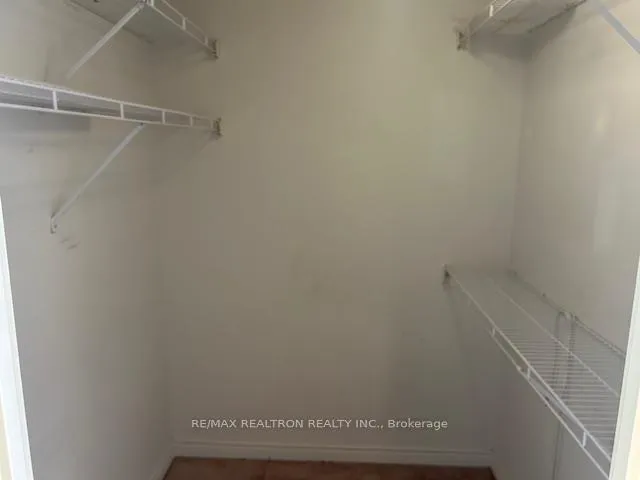 Photo 17 of Unit 1014, 7 Townsgate Drive, Vaughan, Crestwood-Springfarm-Yorkhill — HOMEH