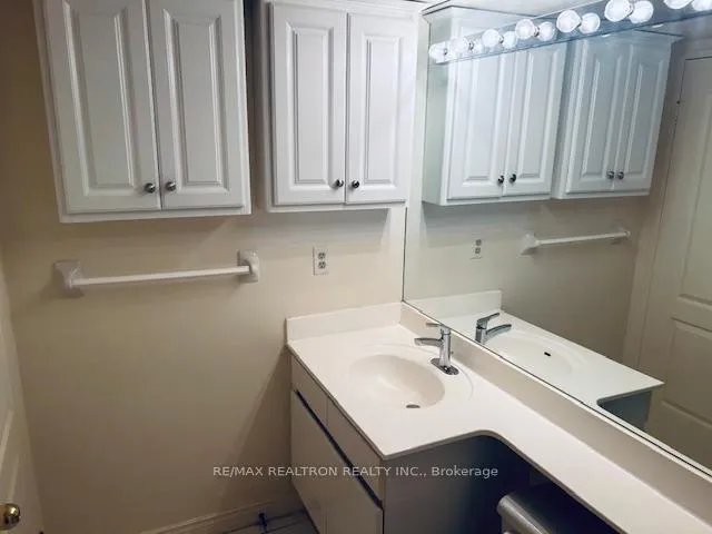 Photo 20 of Unit 1014, 7 Townsgate Drive, Vaughan, Crestwood-Springfarm-Yorkhill — HOMEH