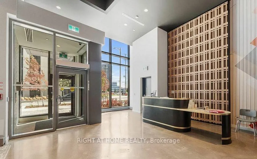 Photo 4 of Unit #718, 10 Abeja Street, Vaughan, Concord — HOMEH