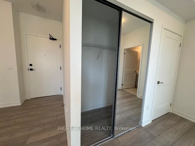 Photo 6 of Unit #718, 10 Abeja Street, Vaughan, Concord — HOMEH