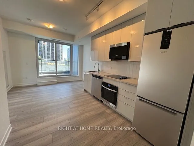 Photo 8 of Unit #718, 10 Abeja Street, Vaughan, Concord — HOMEH
