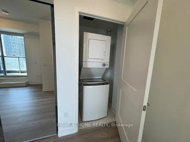 Photo 11 of Unit #718, 10 Abeja Street, Vaughan, Concord — HOMEH