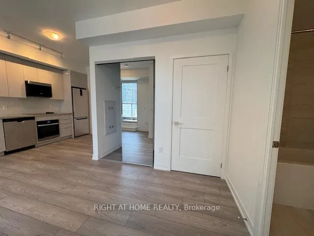 Photo 14 of Unit #718, 10 Abeja Street, Vaughan, Concord — HOMEH