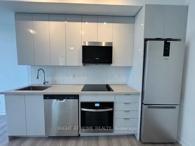 Photo 25 of Unit #718, 10 Abeja Street, Vaughan, Concord — HOMEH