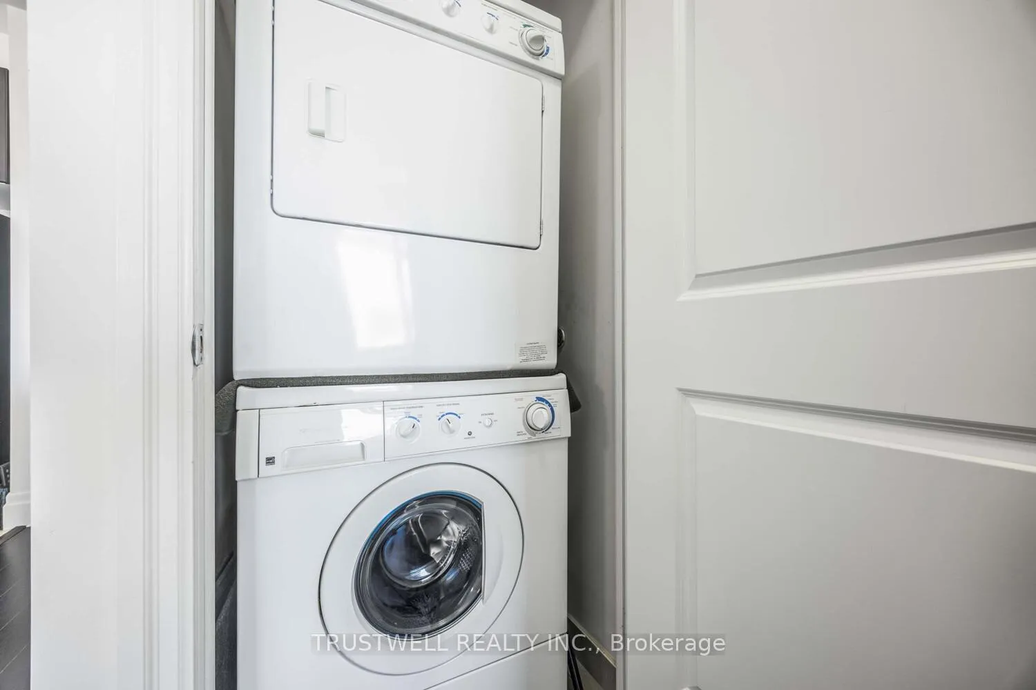 Photo 21 of Unit 1207, 151 Upper Duke Crescent, Markham, Unionville — HOMEH