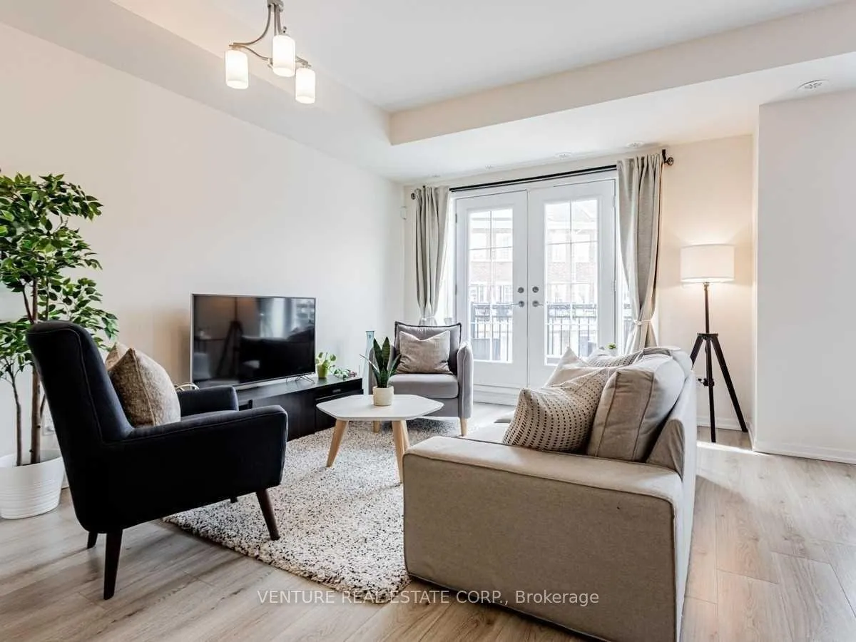 Photo 9 of Unit B22, 26 Bruce Street, Vaughan, East Woodbridge — HOMEH