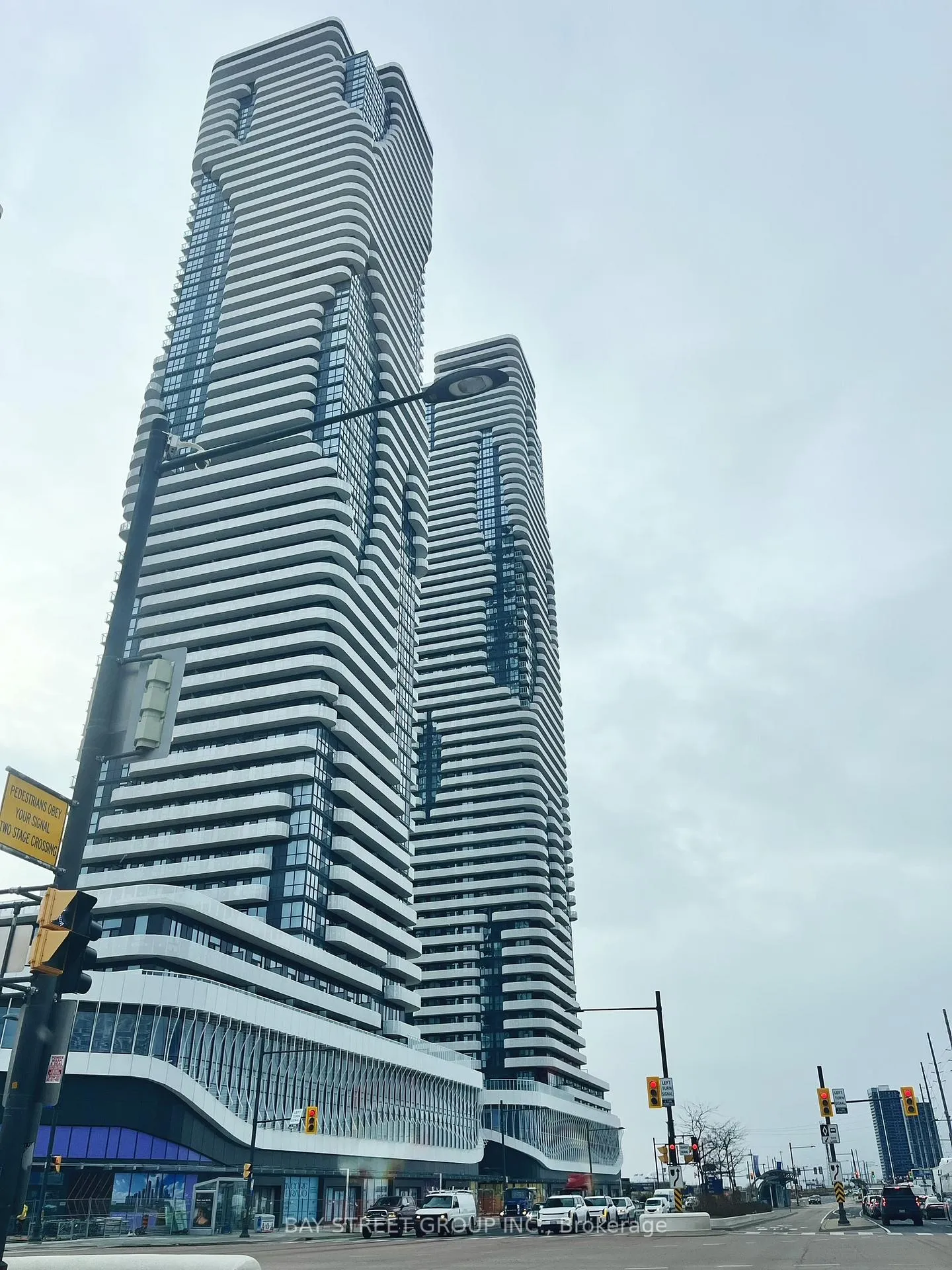 Photo 3 of Unit 2912, 8 Interchange Way, Vaughan, Vaughan Corporate Centre — HOMEH
