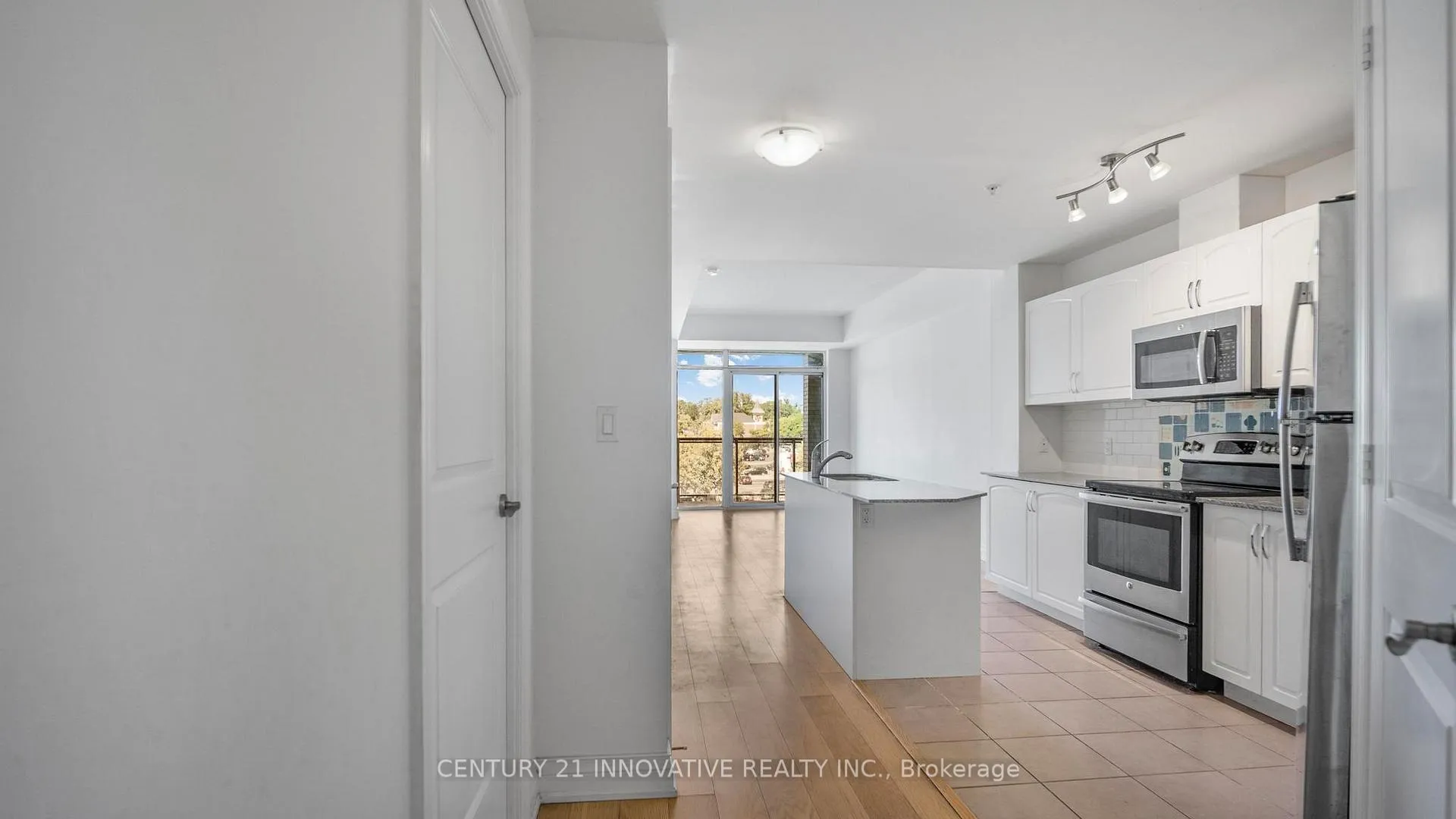 Photo 11 of Unit 334, 68 Main Street, Markham, Old Markham Village — HOMEH
