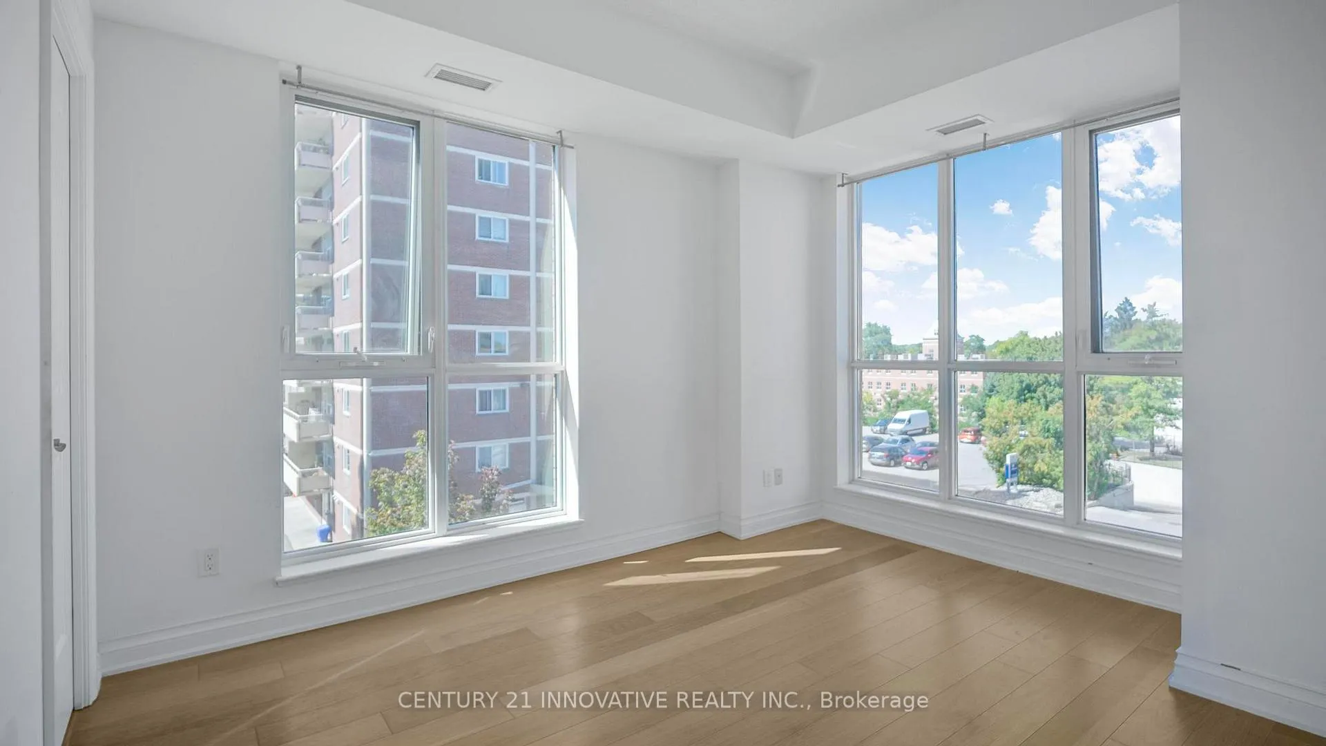 Photo 23 of Unit 334, 68 Main Street, Markham, Old Markham Village — HOMEH
