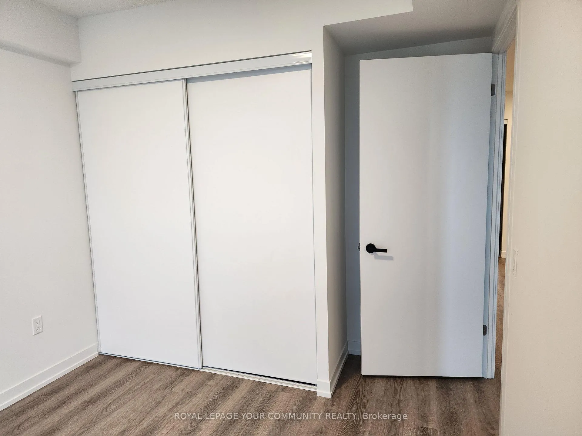 Photo 8 of Unit 512, 195 Commerce Street, Vaughan, Vaughan Corporate Centre — HOMEH
