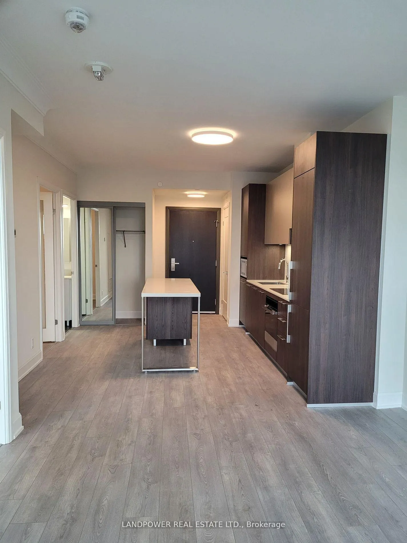 Photo 2 of Unit 1908, 8 Water Walk Drive, Markham, Unionville — HOMEH