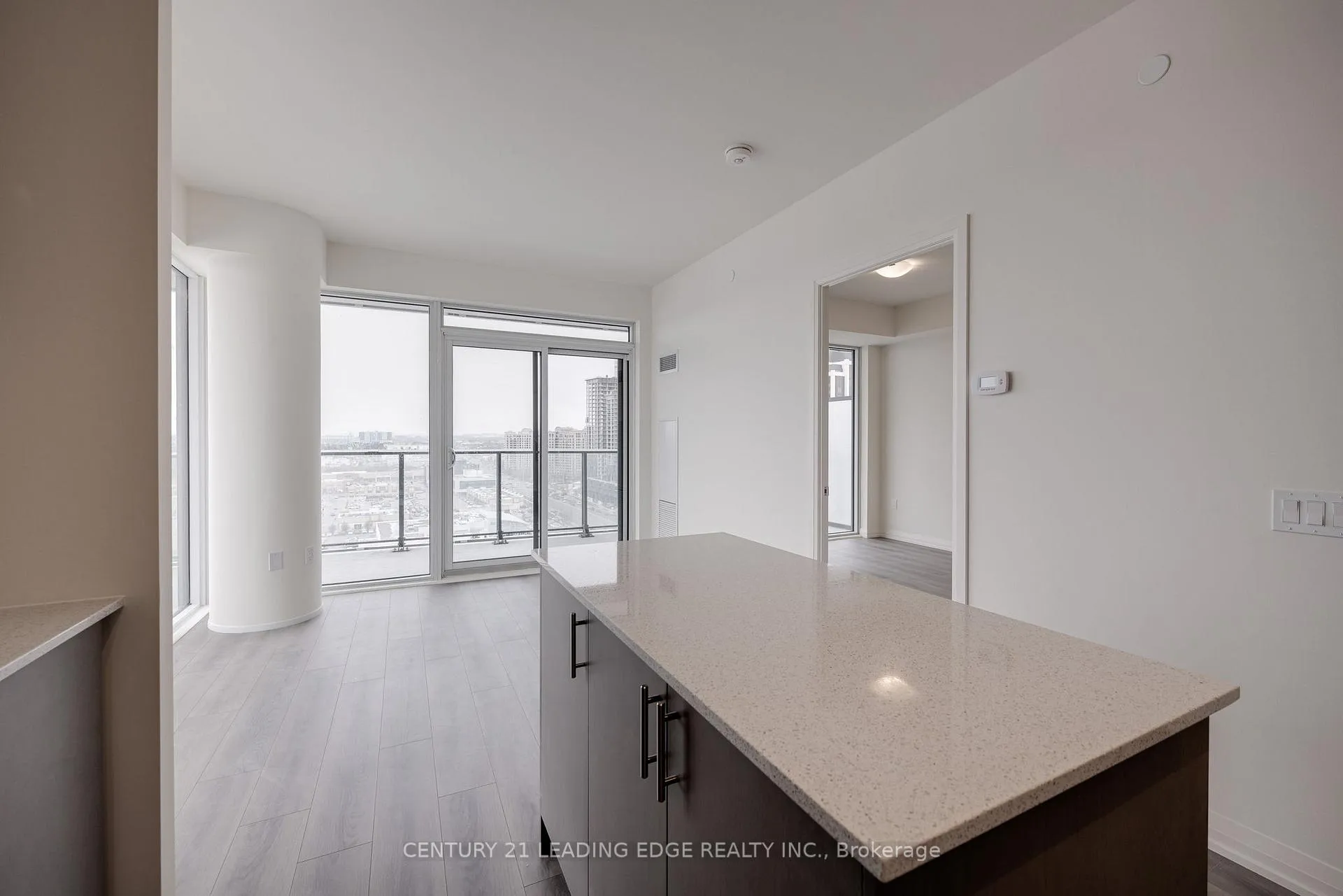 Photo 6 of Unit 1521, 9000 Jane Street, Vaughan, Concord — HOMEH