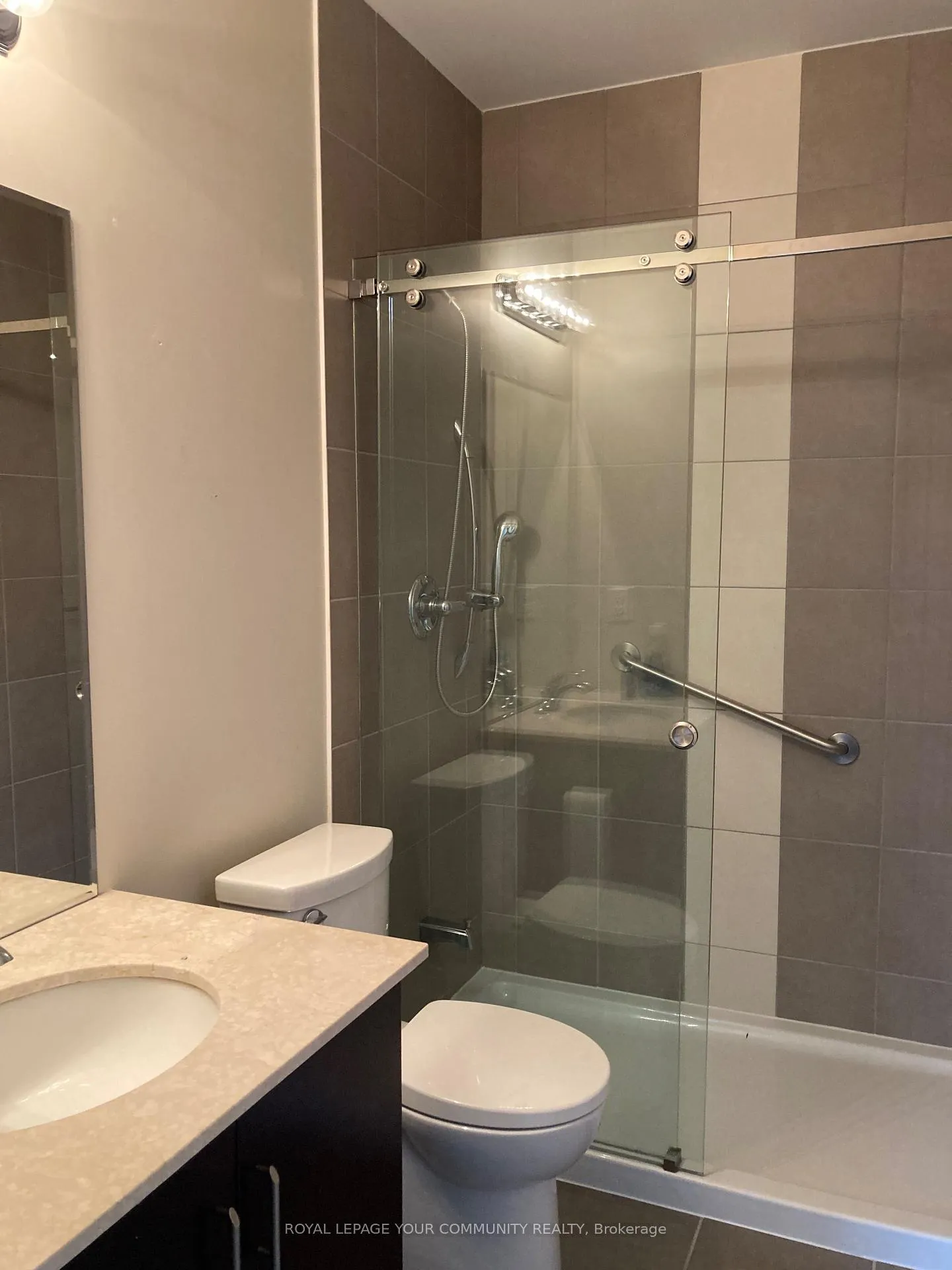 Photo 12 of Unit 201, 9255 Jane Street, Vaughan, Maple — HOMEH