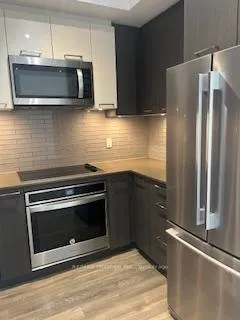 Photo 4 of Unit PH 1002, 4800 Highway 7, Vaughan, East Woodbridge — HOMEH