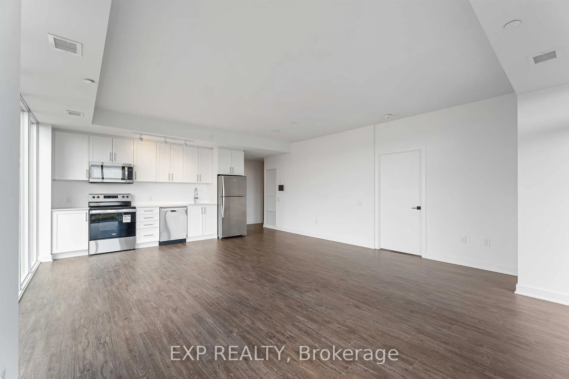 Photo 9 of Unit 1006, 2782 Barton Street E, Hamilton, Riverdale — HOMEH