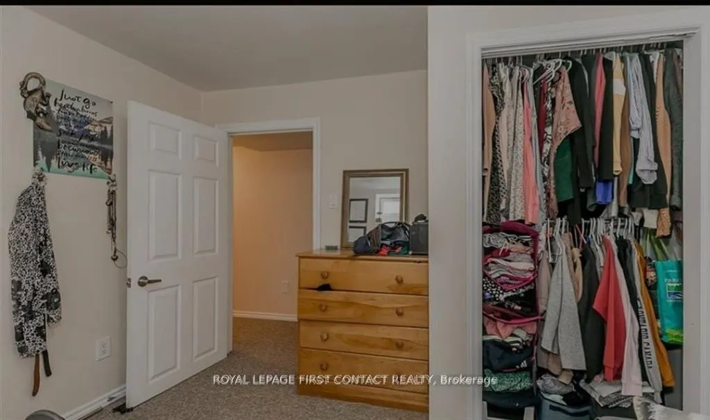 Photo 5 of 5 Monique Crescent, Barrie, East Bayfield — HOMEH