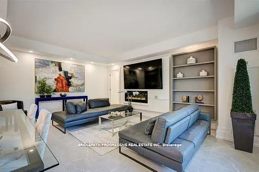 Photo 7 of Unit 301, 3 Southvale Drive, Toronto, Leaside — HOMEH