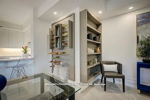 Photo 11 of Unit 301, 3 Southvale Drive, Toronto, Leaside — HOMEH