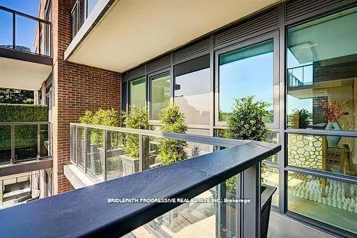 Photo 17 of Unit 301, 3 Southvale Drive, Toronto, Leaside — HOMEH
