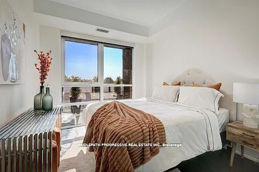 Photo 20 of Unit 301, 3 Southvale Drive, Toronto, Leaside — HOMEH