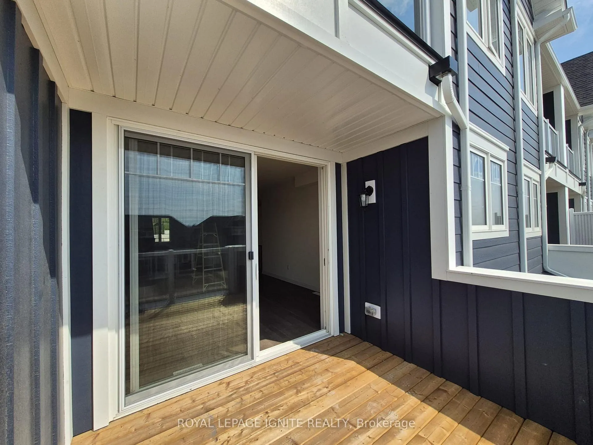 Photo 23 of 526 Hudson Crescent, Midland — HOMEH