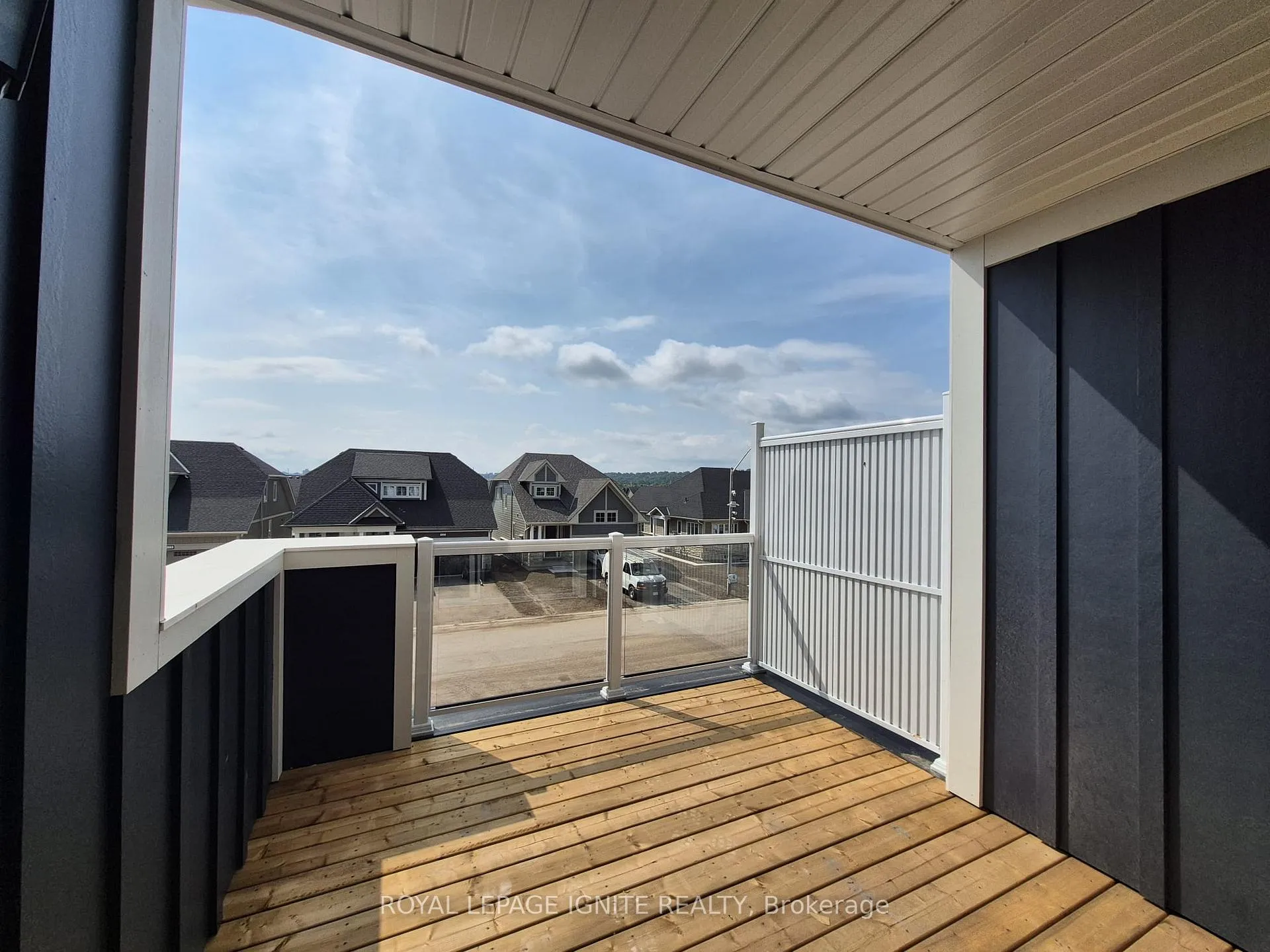 Photo 24 of 526 Hudson Crescent, Midland — HOMEH