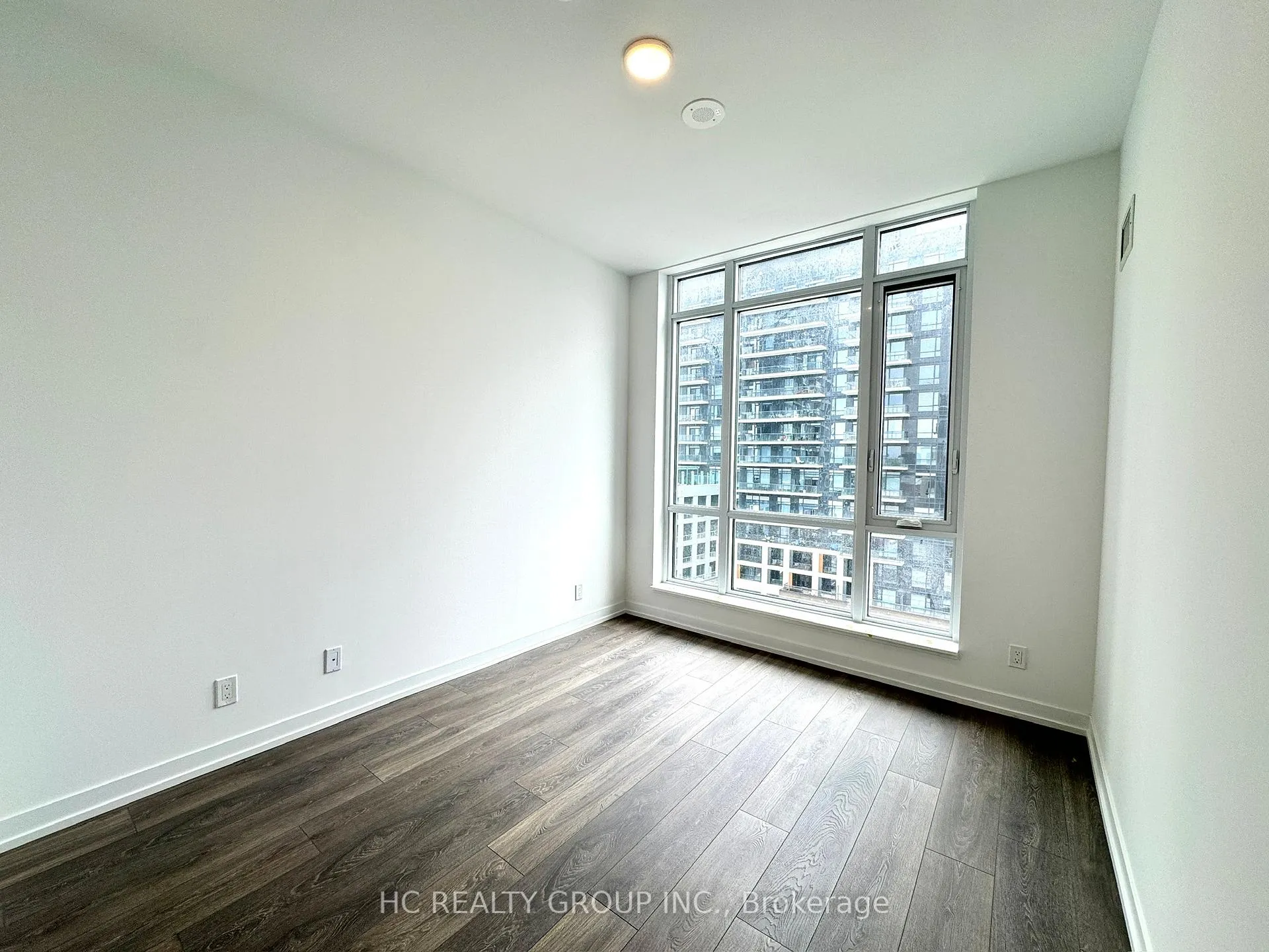 Photo 3 of Unit 808, 8 Beverley Glen Boulevard, Vaughan, Beverley Glen — HOMEH