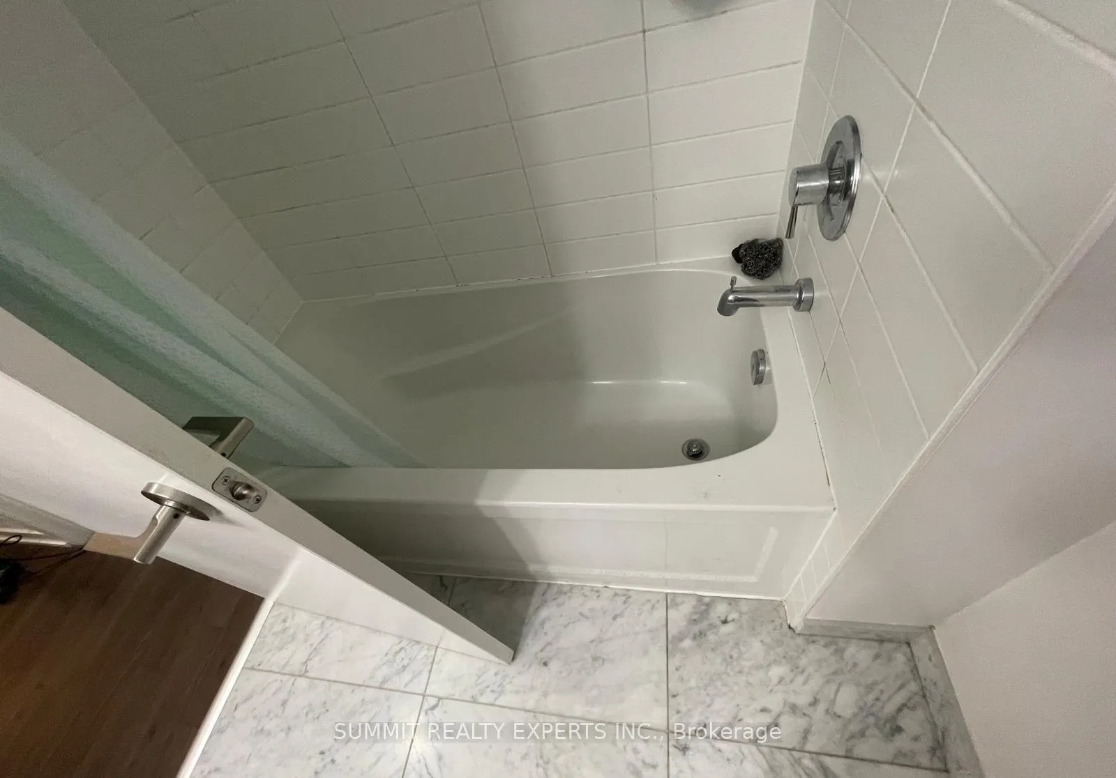 Photo 17 of Unit 519, 10 parklawn Road, Markham, Thornlea — HOMEH