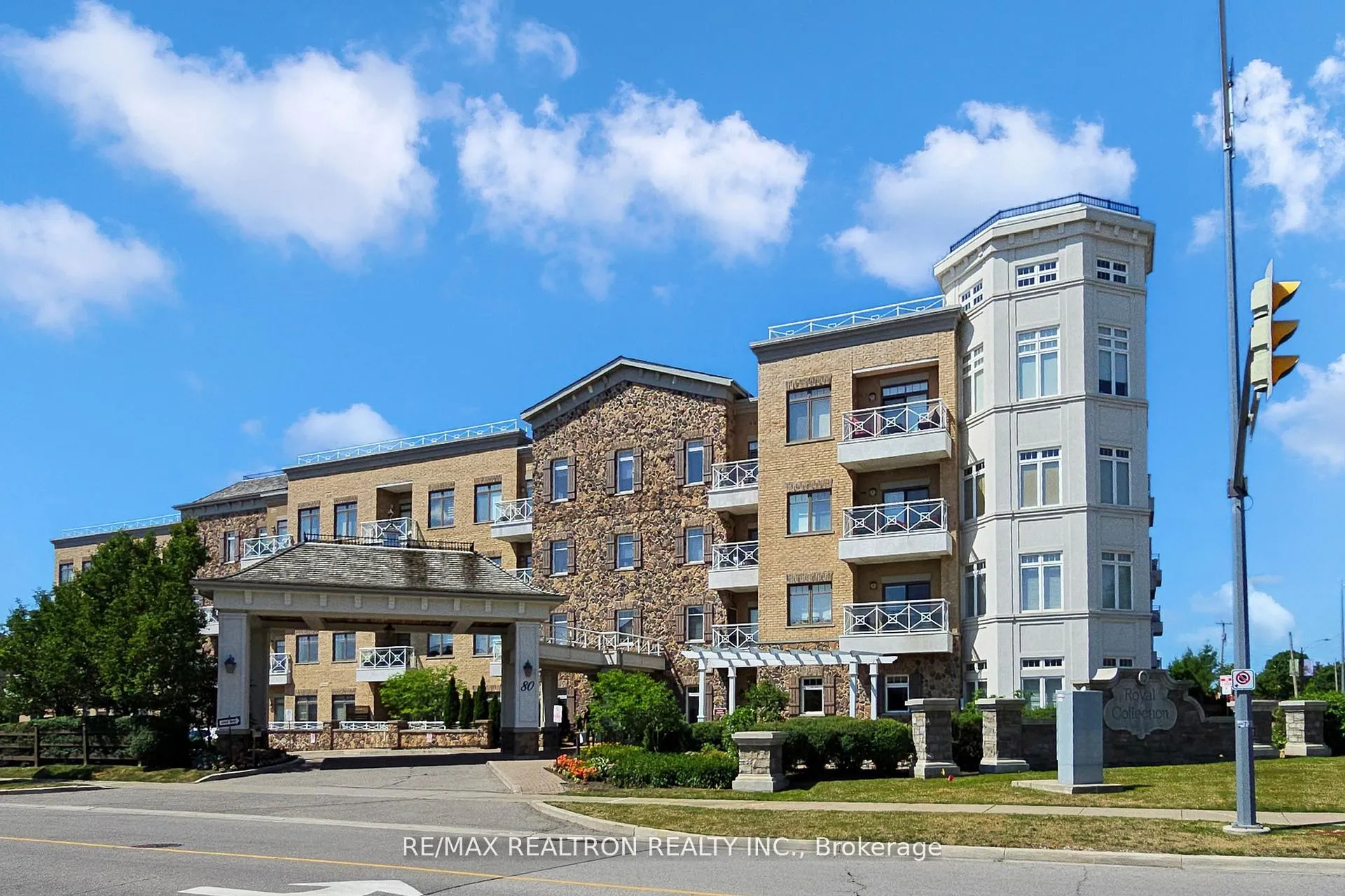 Photo 1 of Unit 123, 80 Burns Boulevard, King, King City — HOMEH