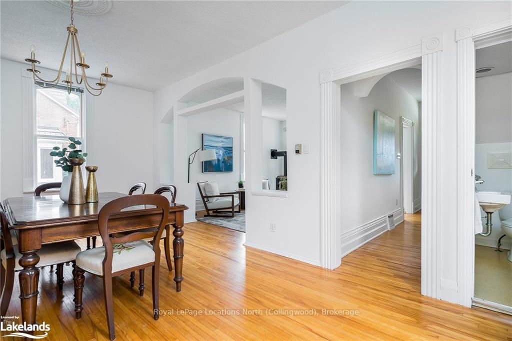 Front of 62 Bruce Street S