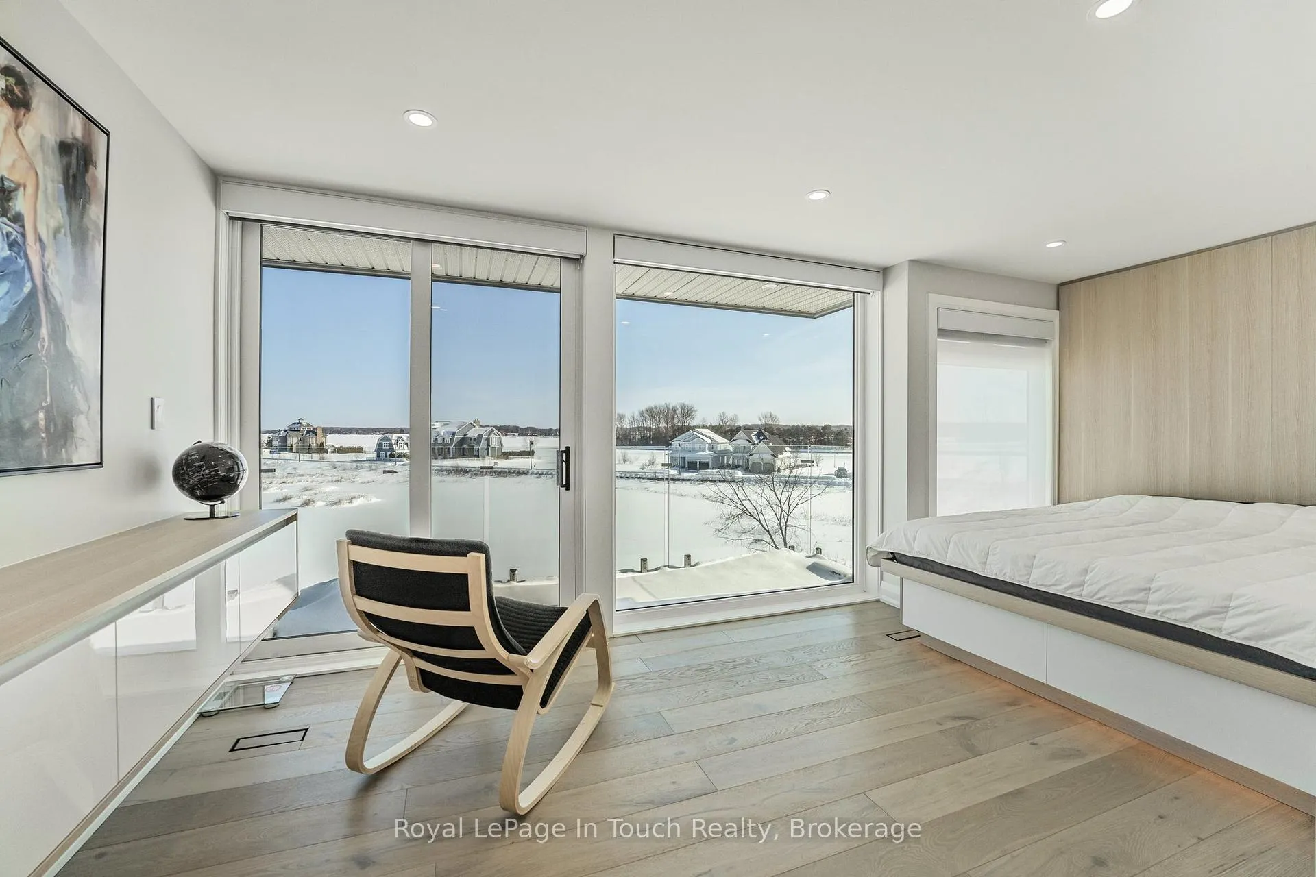 Photo 13 of 17 Swan Lane, Tay, Port McNicoll — HOMEH