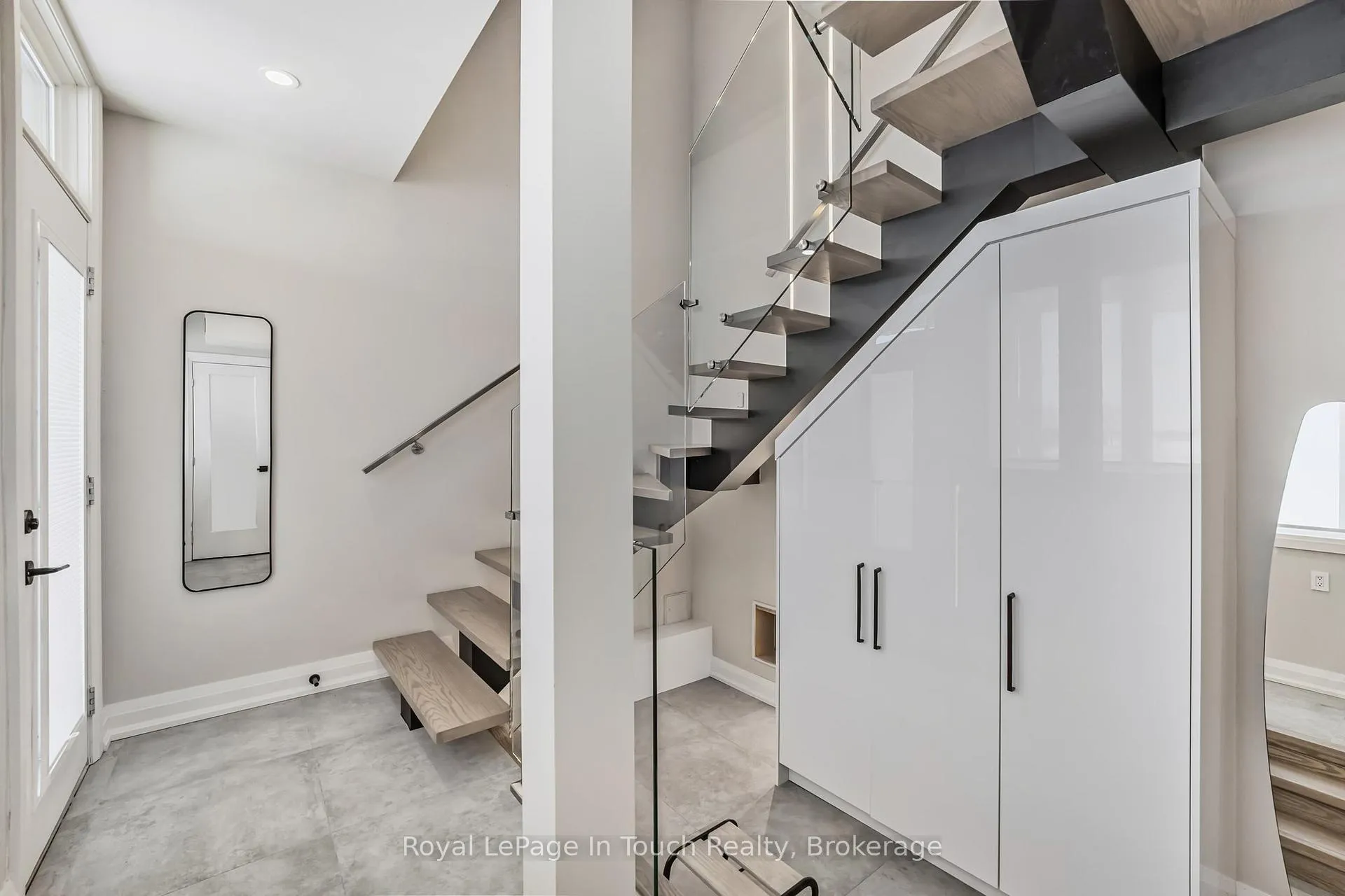 Photo 21 of 17 Swan Lane, Tay, Port McNicoll — HOMEH