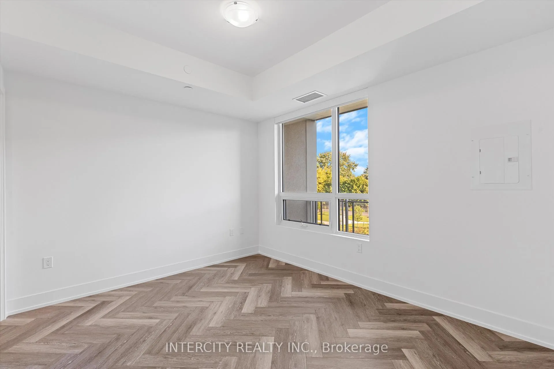 Photo 16 of Unit 205, 2075 King Road, King, King City — HOMEH