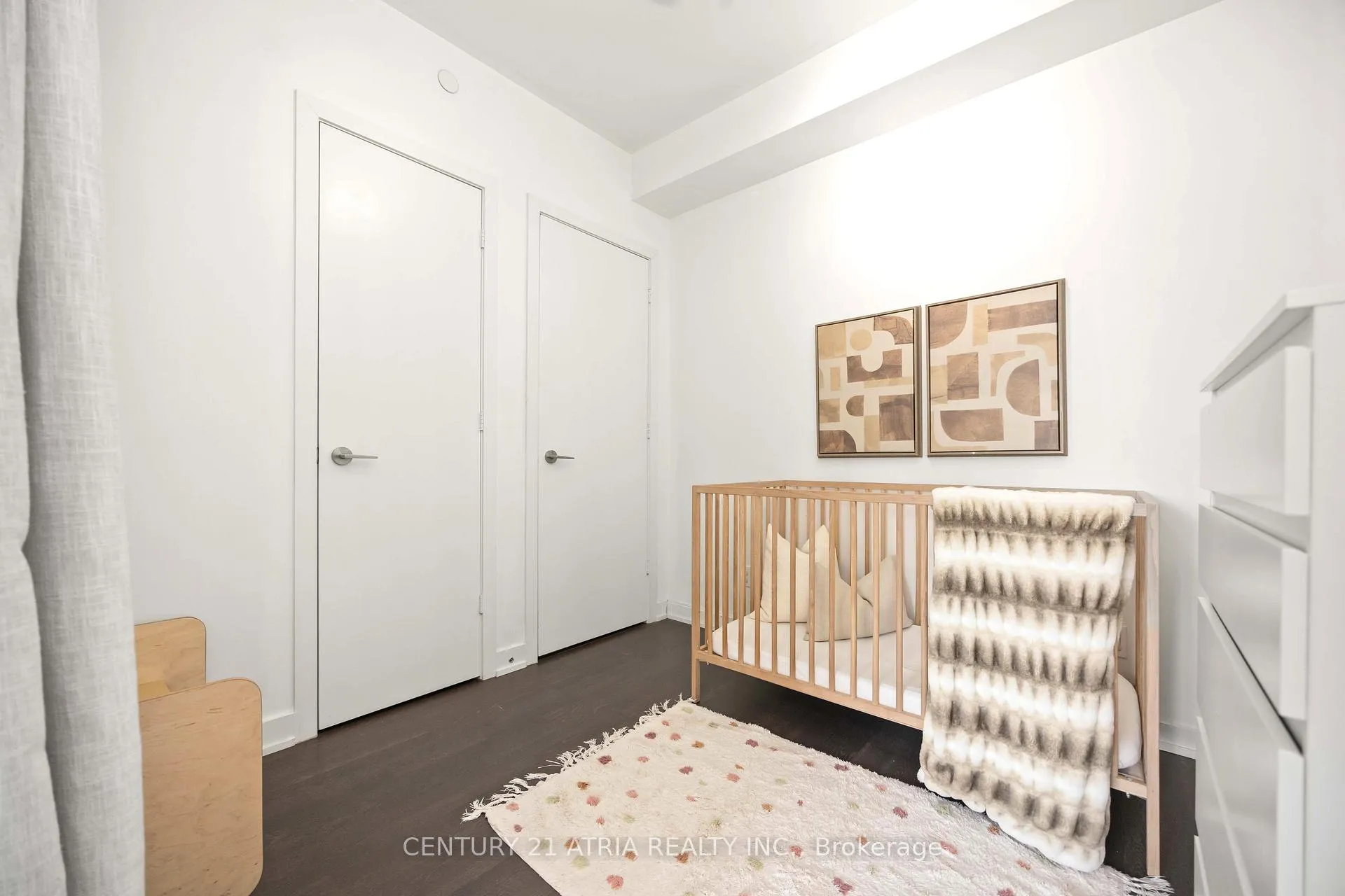 Photo 23 of Unit 303, 501 St Clair Avenue W, Toronto, Casa Loma — HOMEH