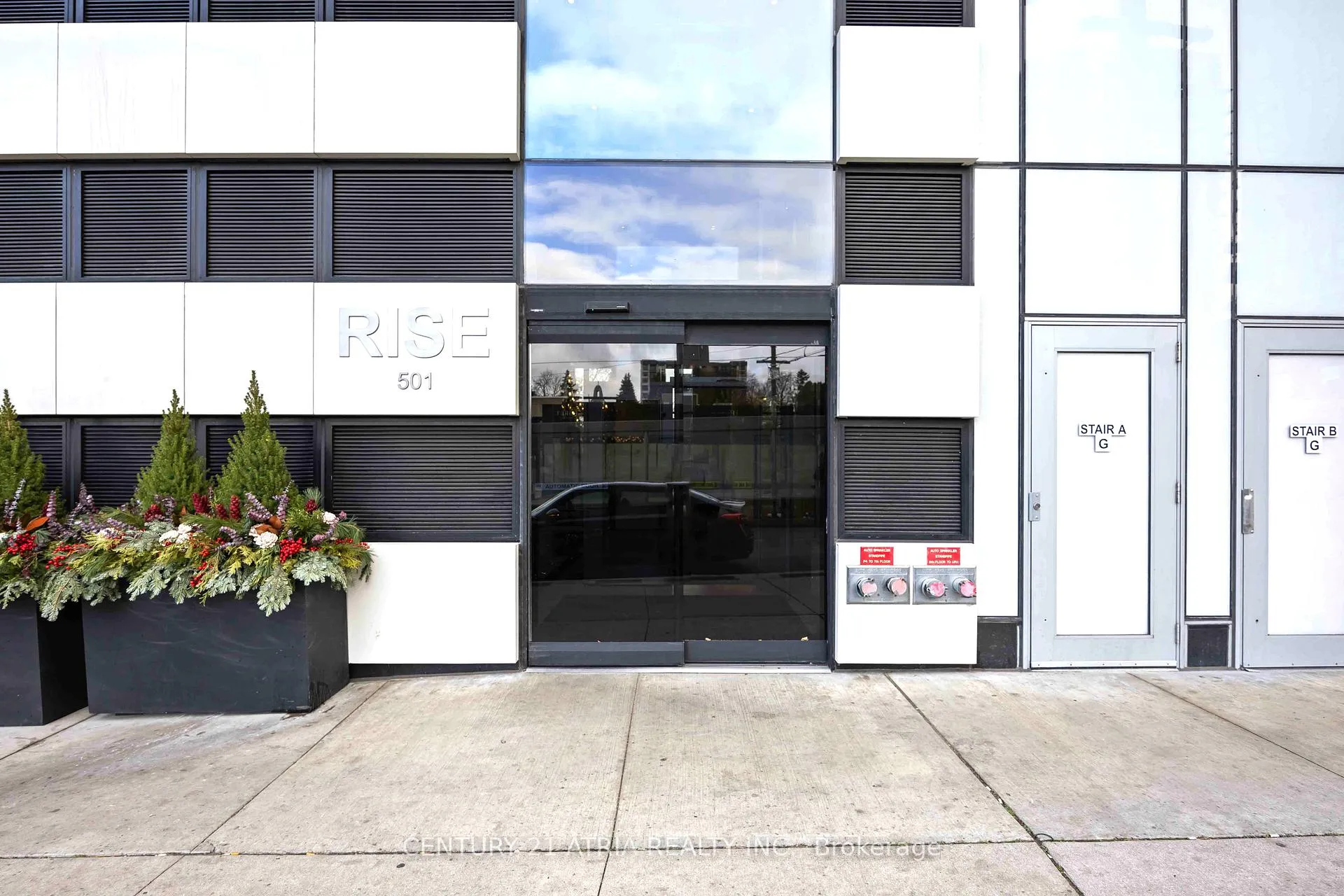 Photo 28 of Unit 303, 501 St Clair Avenue W, Toronto, Casa Loma — HOMEH