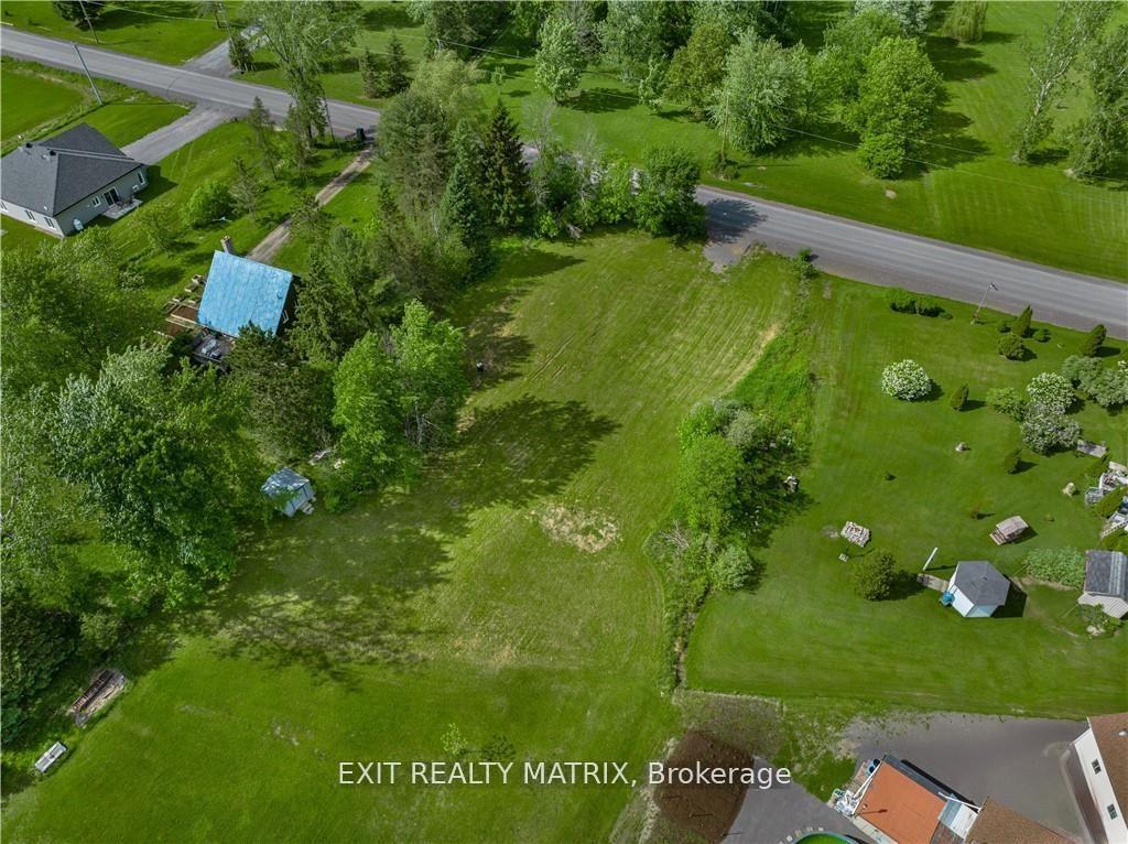 Photo 5 of 2903 Chartrand Street, Champlain, Champlain Twp — HOMEH