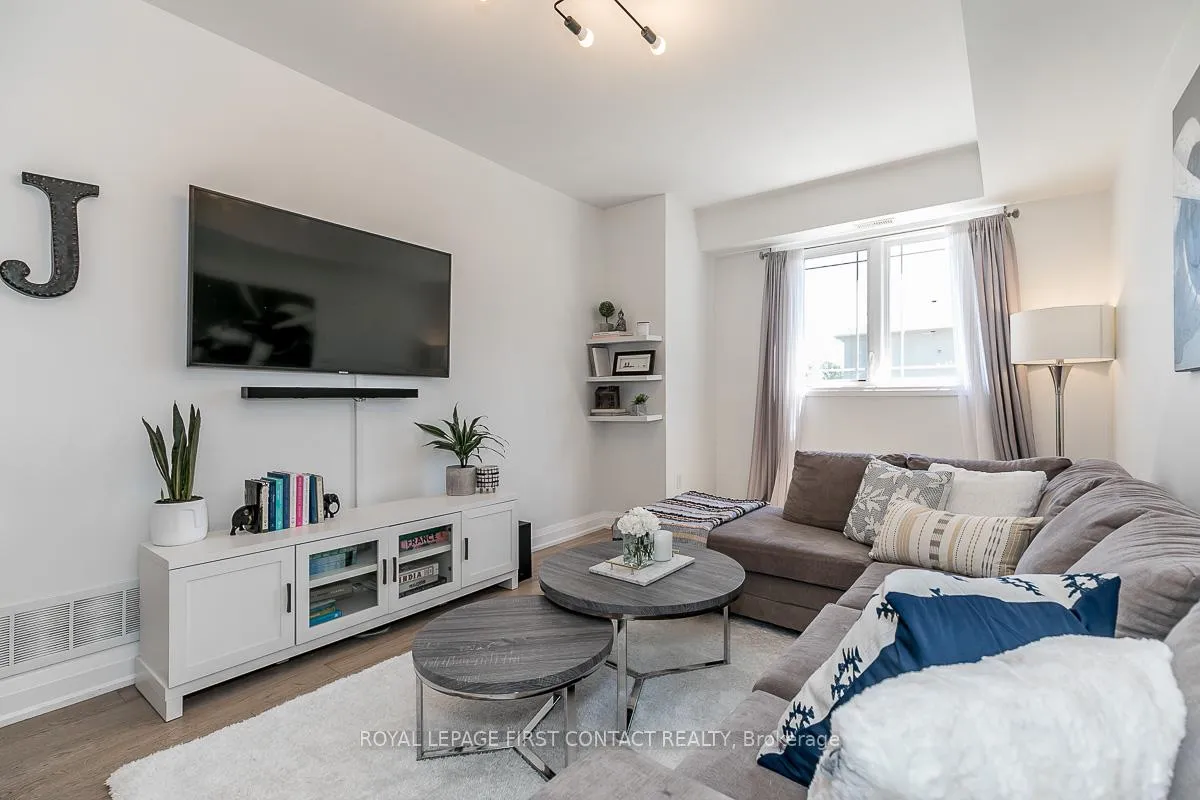 Photo 8 of Unit 16, 376 Blake Street, Barrie, Codrington — HOMEH