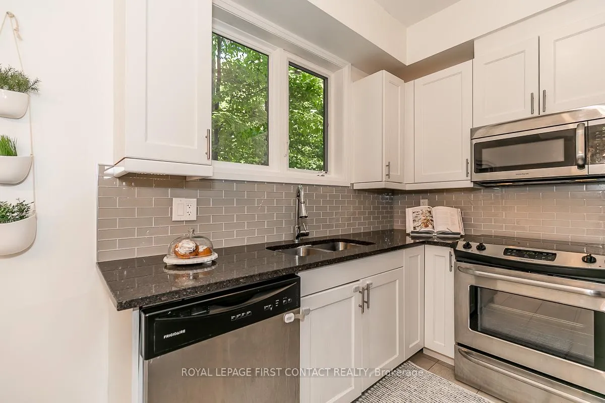 Photo 17 of Unit 16, 376 Blake Street, Barrie, Codrington — HOMEH