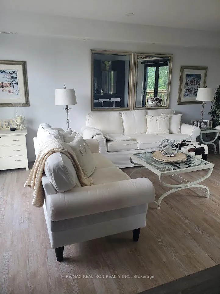 Photo 17 of Unit 2, 35 Albert Street, Barrie, City Centre — HOMEH