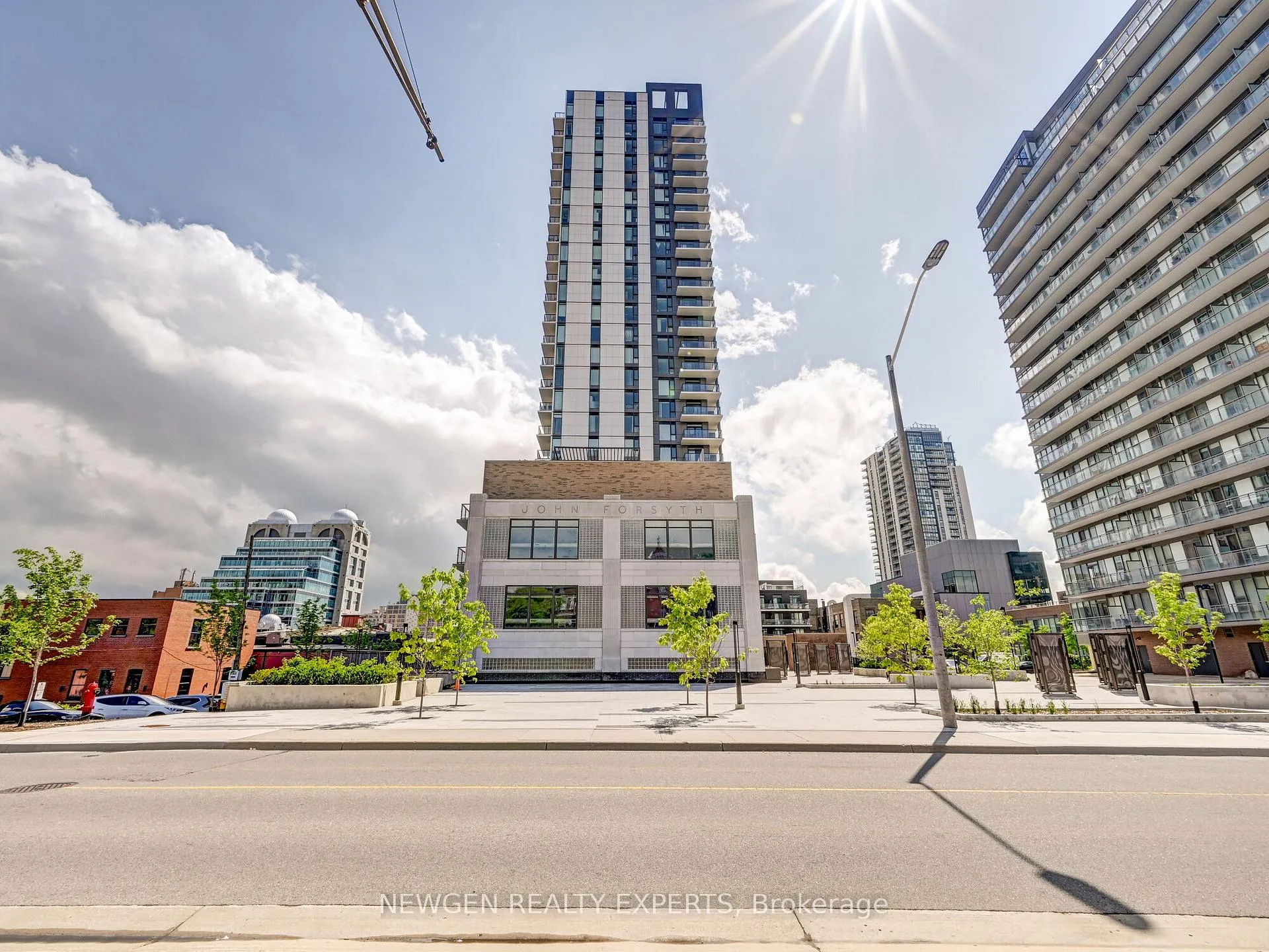 Front of Unit 508, 55 Duke Street W