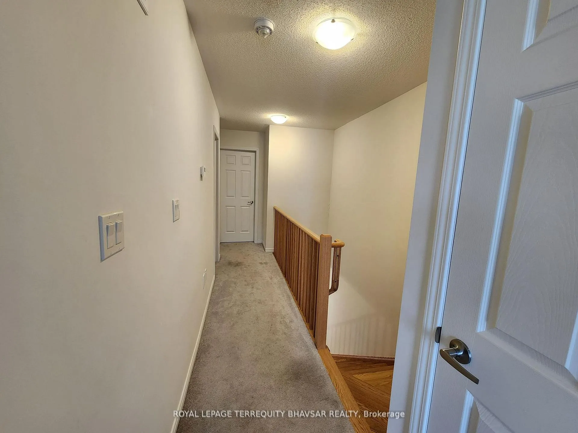 Photo 15 of 229 Danzatore Path, Oshawa, Windfields — HOMEH