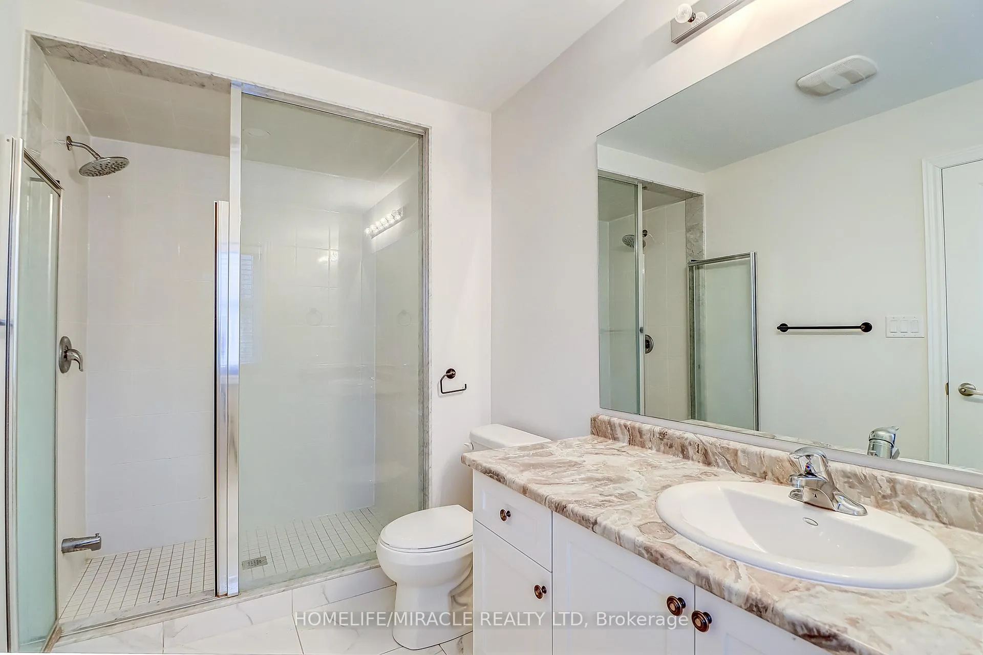 Photo 10 of 80 Valleybrook Road, Barrie, Innis-Shore — HOMEH