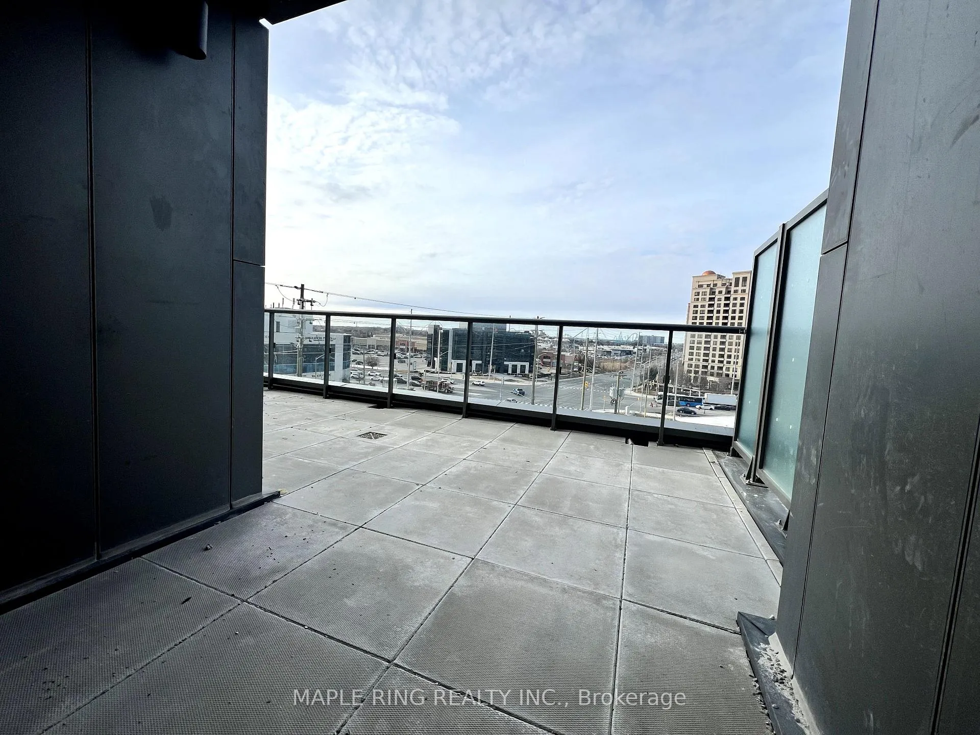 Photo 1 of Unit 519, 498 Caldari Road, Vaughan, Concord — HOMEH