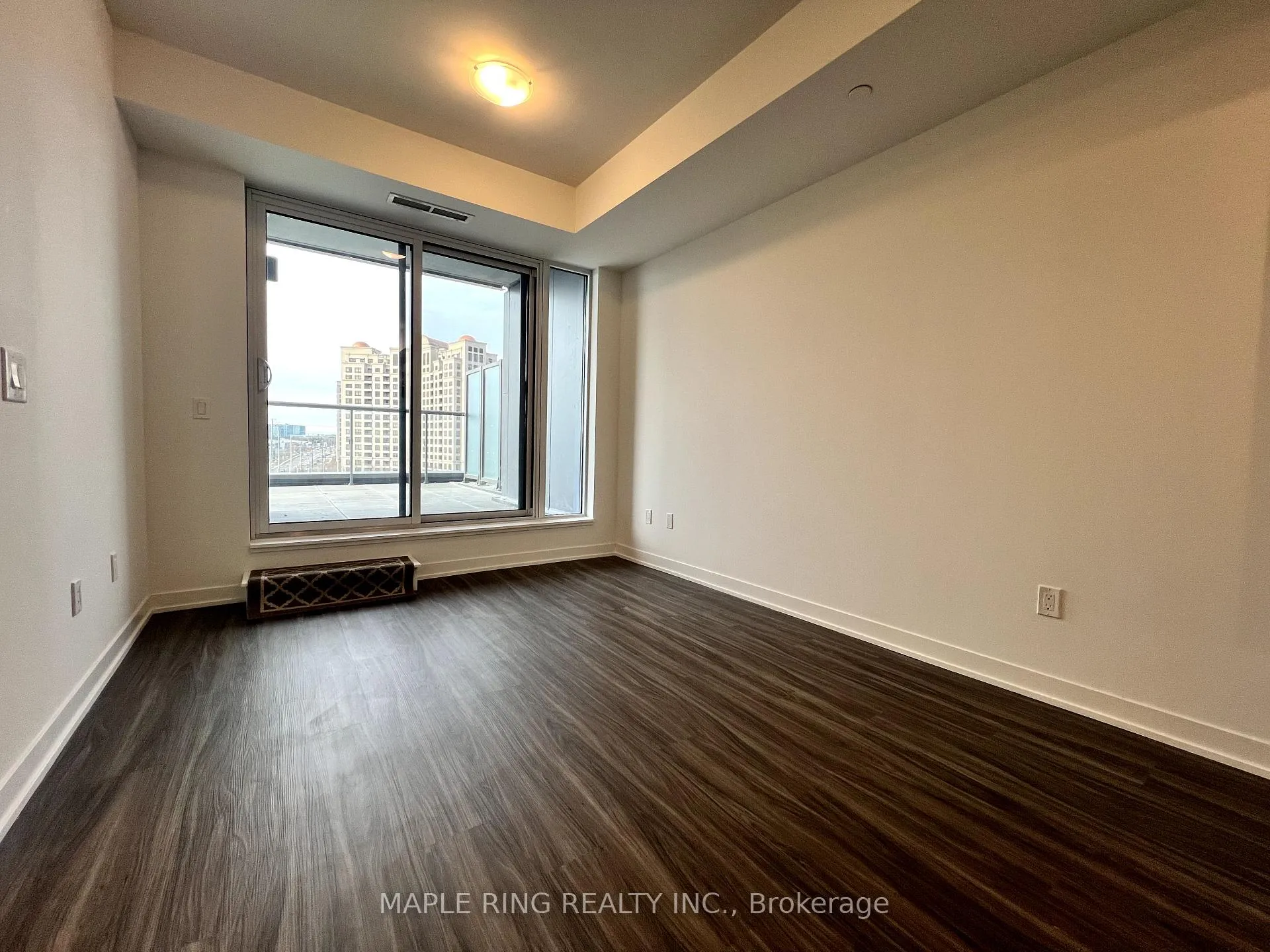 Photo 5 of Unit 519, 498 Caldari Road, Vaughan, Concord — HOMEH