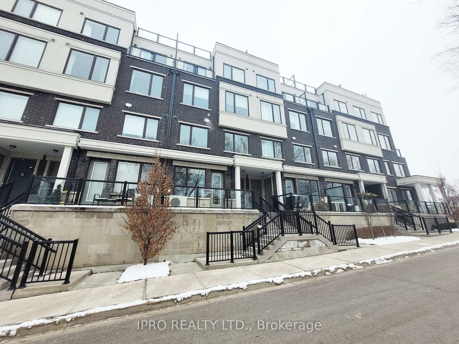 Photo 1 of Unit 47, 300 Alex Gardner Circle, Aurora, Aurora Heights — HOMEH