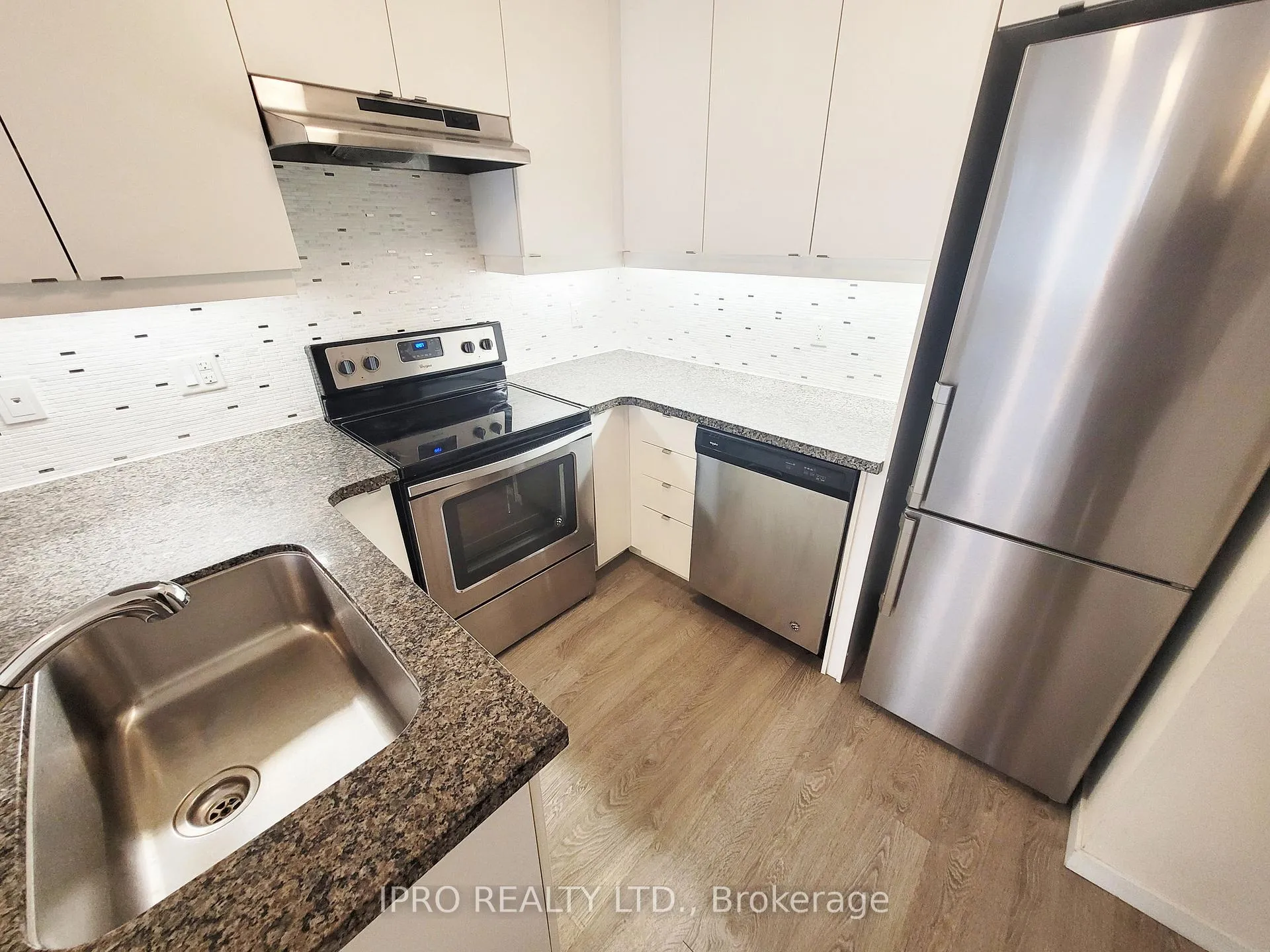 Photo 9 of Unit 47, 300 Alex Gardner Circle, Aurora, Aurora Heights — HOMEH