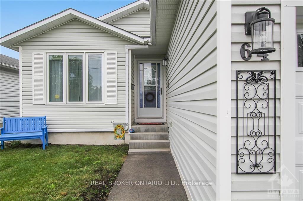 Photo 2 of 64 Dunham Street, Carleton Place — HOMEH