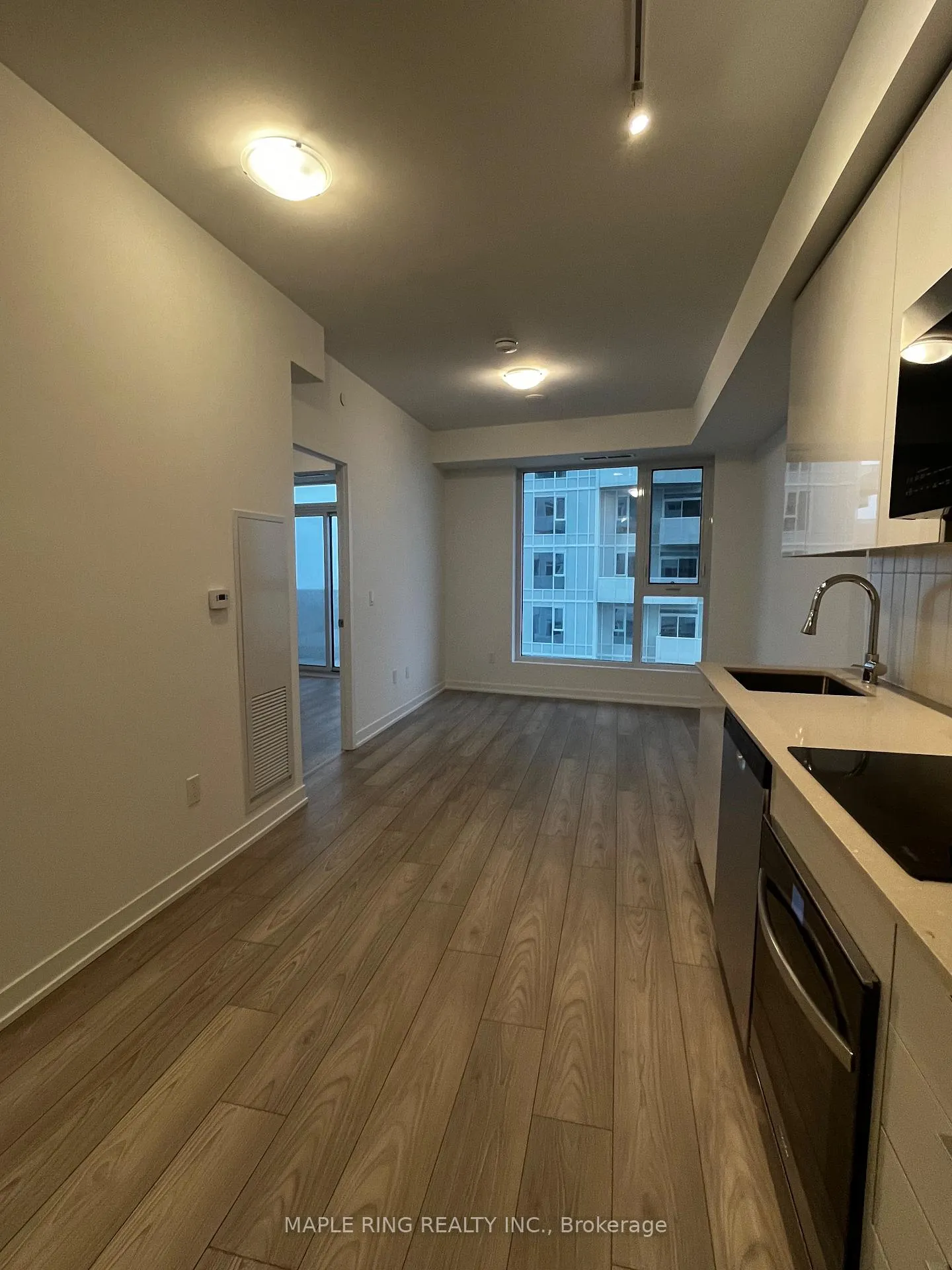 Photo 3 of Unit 1522, 498 Caldari Road, Vaughan, Concord — HOMEH