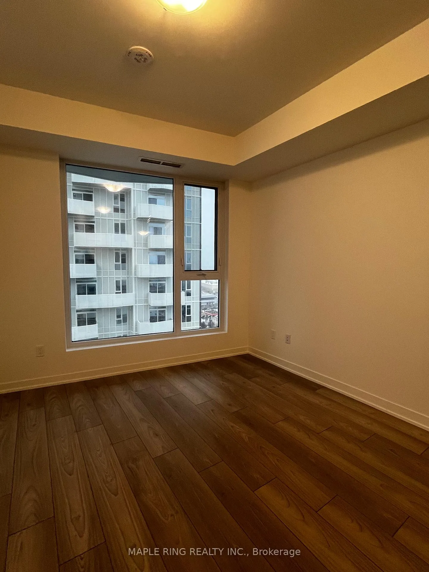 Photo 4 of Unit 1522, 498 Caldari Road, Vaughan, Concord — HOMEH