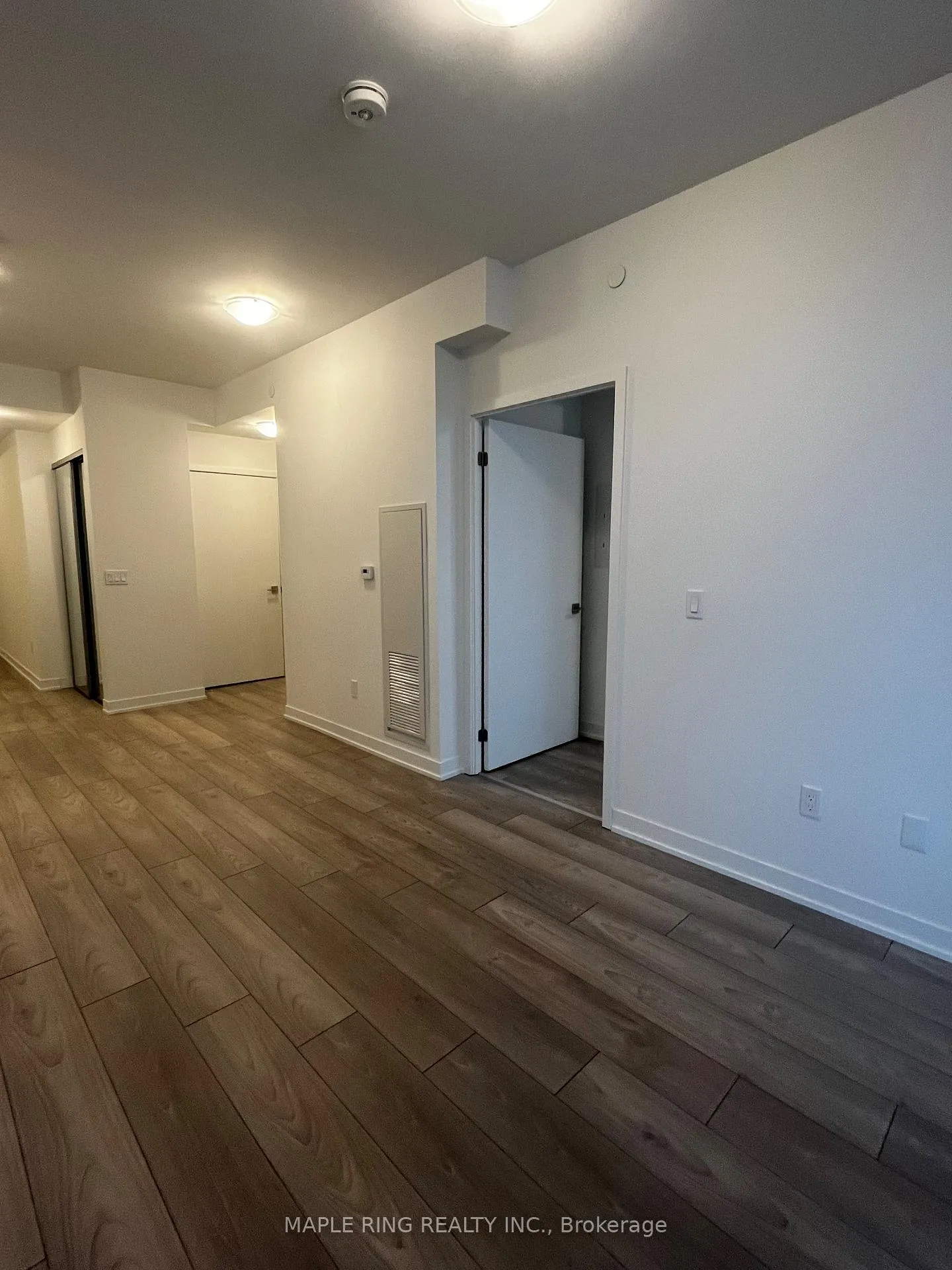Photo 9 of Unit 1522, 498 Caldari Road, Vaughan, Concord — HOMEH